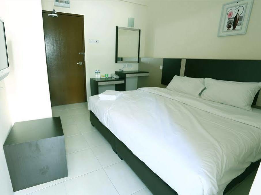 Nd Hotel Malacca Extérieur photo